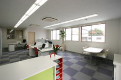 アルファサポート本社